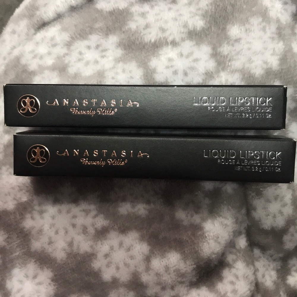 2 Anastasia Beverly Hills Lipsticks